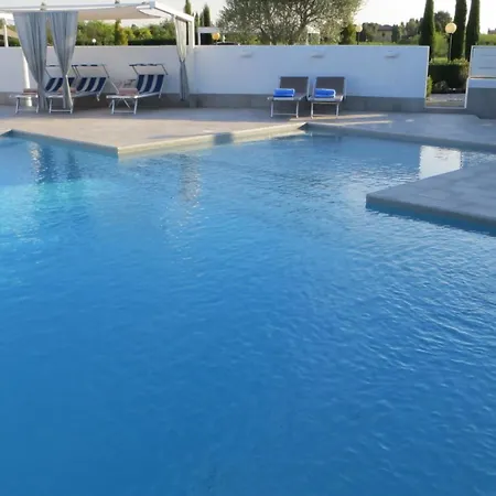 Meridien House * Casalserugo