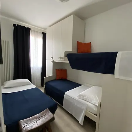 Meridien House * Casalserugo